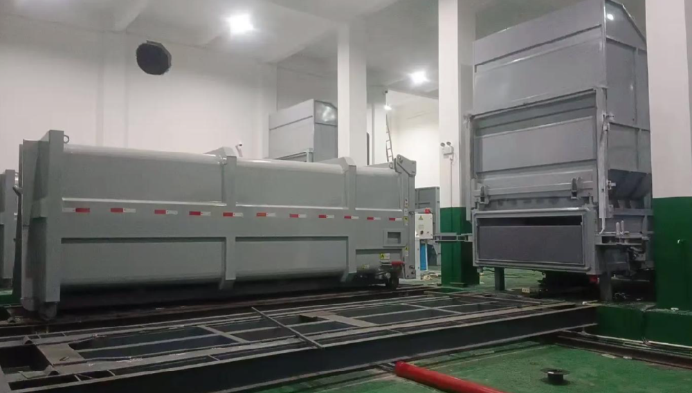 一机两箱垃圾压缩