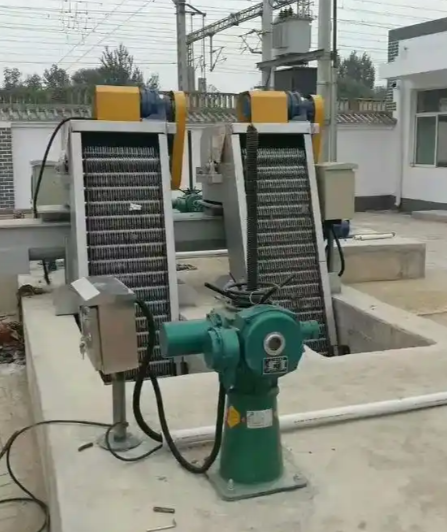 回转式格栅清污机